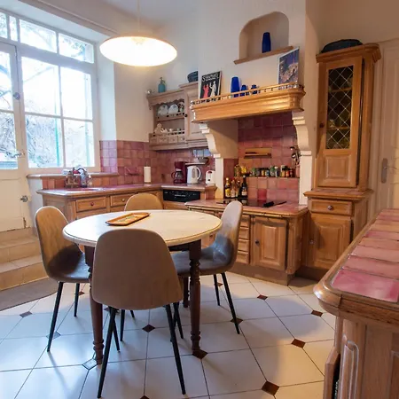 La Bastide - Clim, Jardin, Parking Holiday home Arles